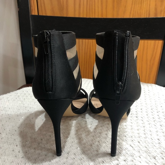 Black, back zip heels.  3” heels - Picture 5 of 7